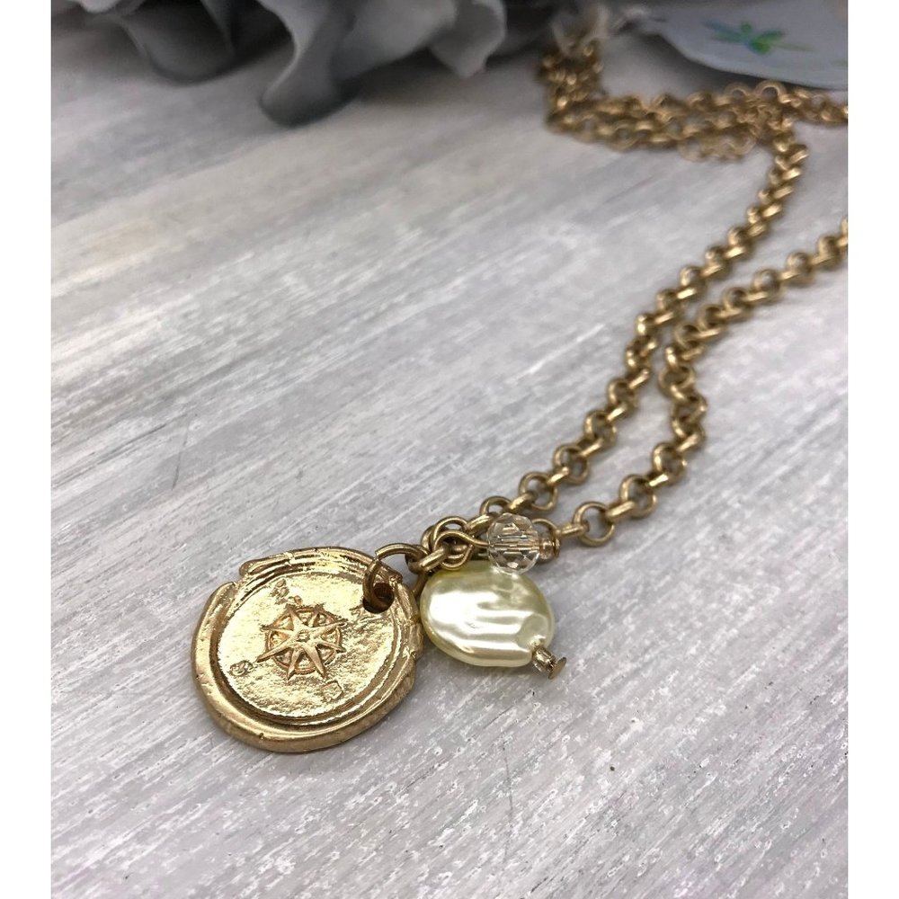 Vintage Necklace Gold Toned With Compass Design Dangle Faux Pearl And Clear Face - Picture 3 of 6